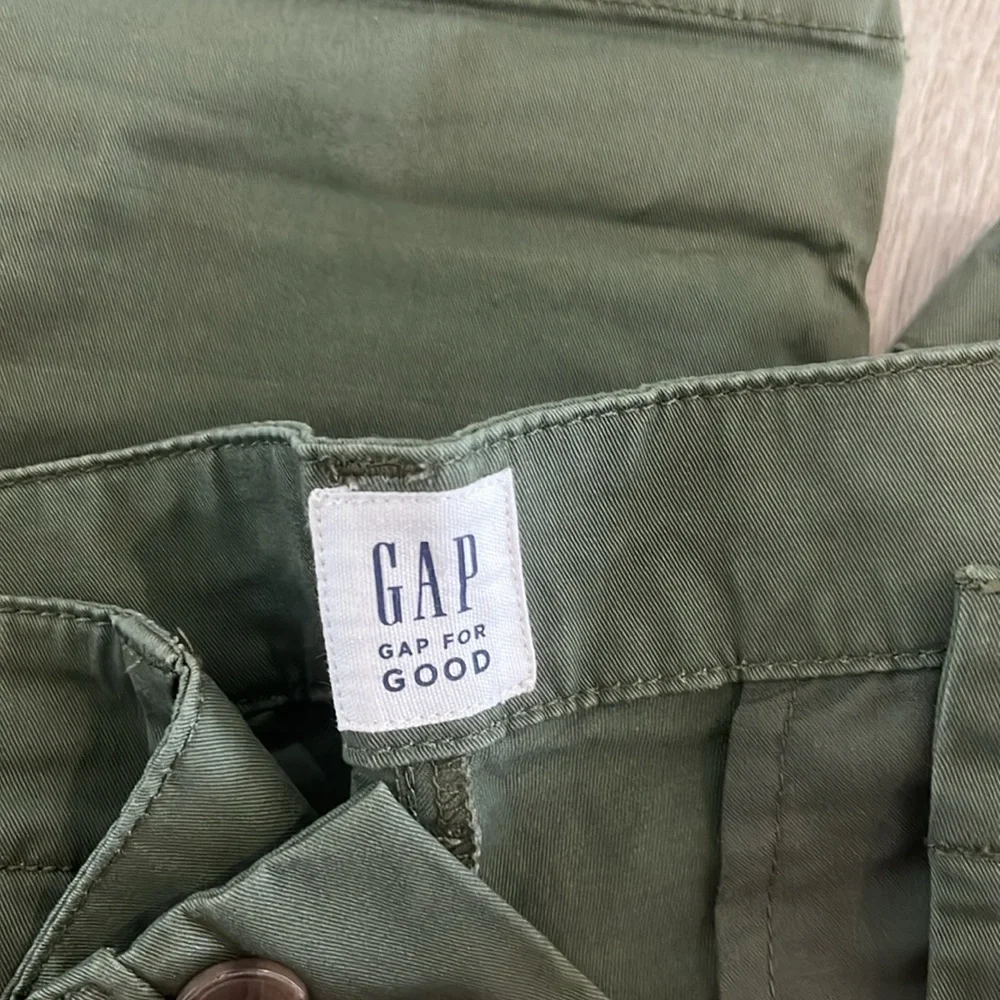 3 pair Gap chino pants - Picture 3 of 5